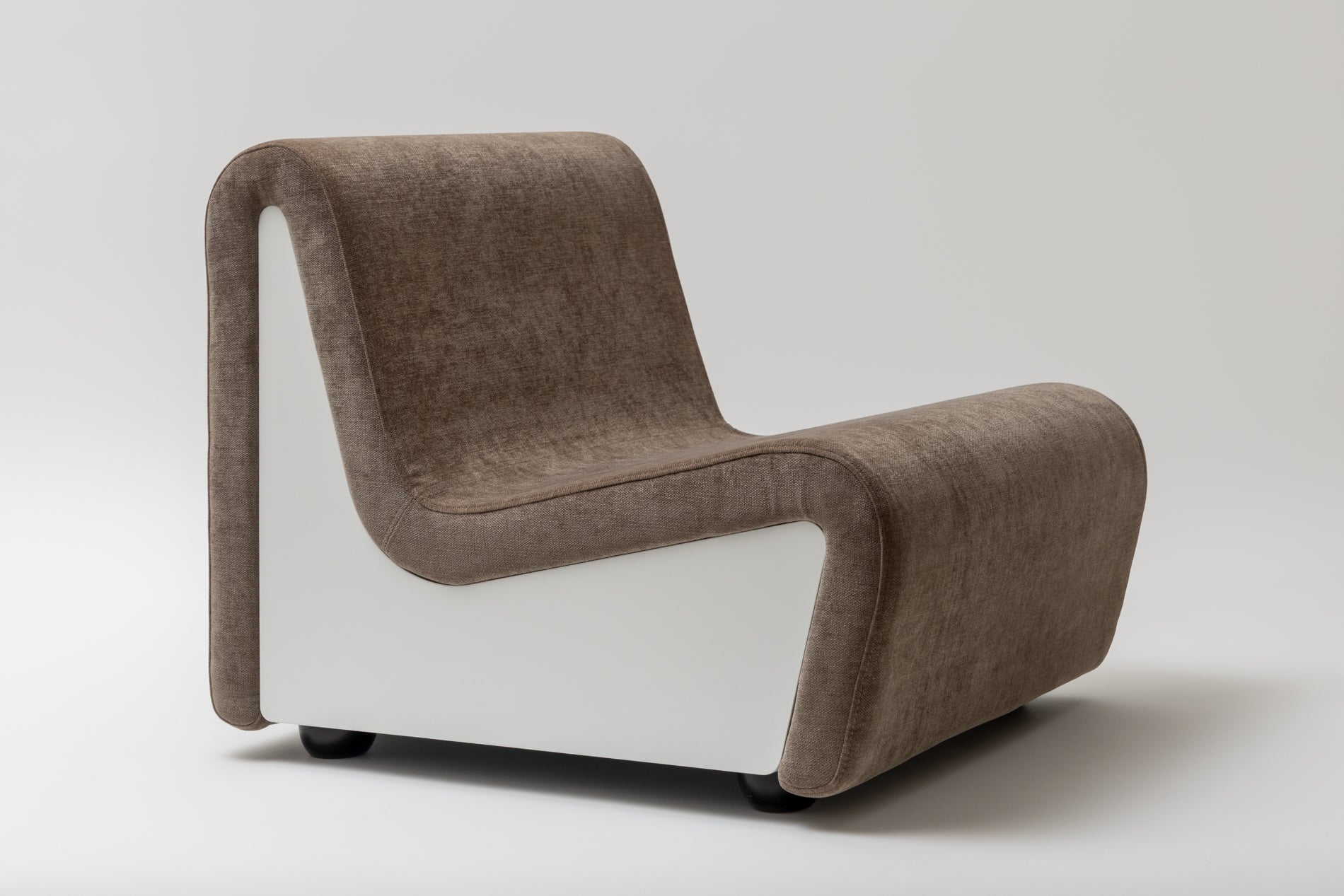 Dialogue lounge chair, 1967 – Source Édition