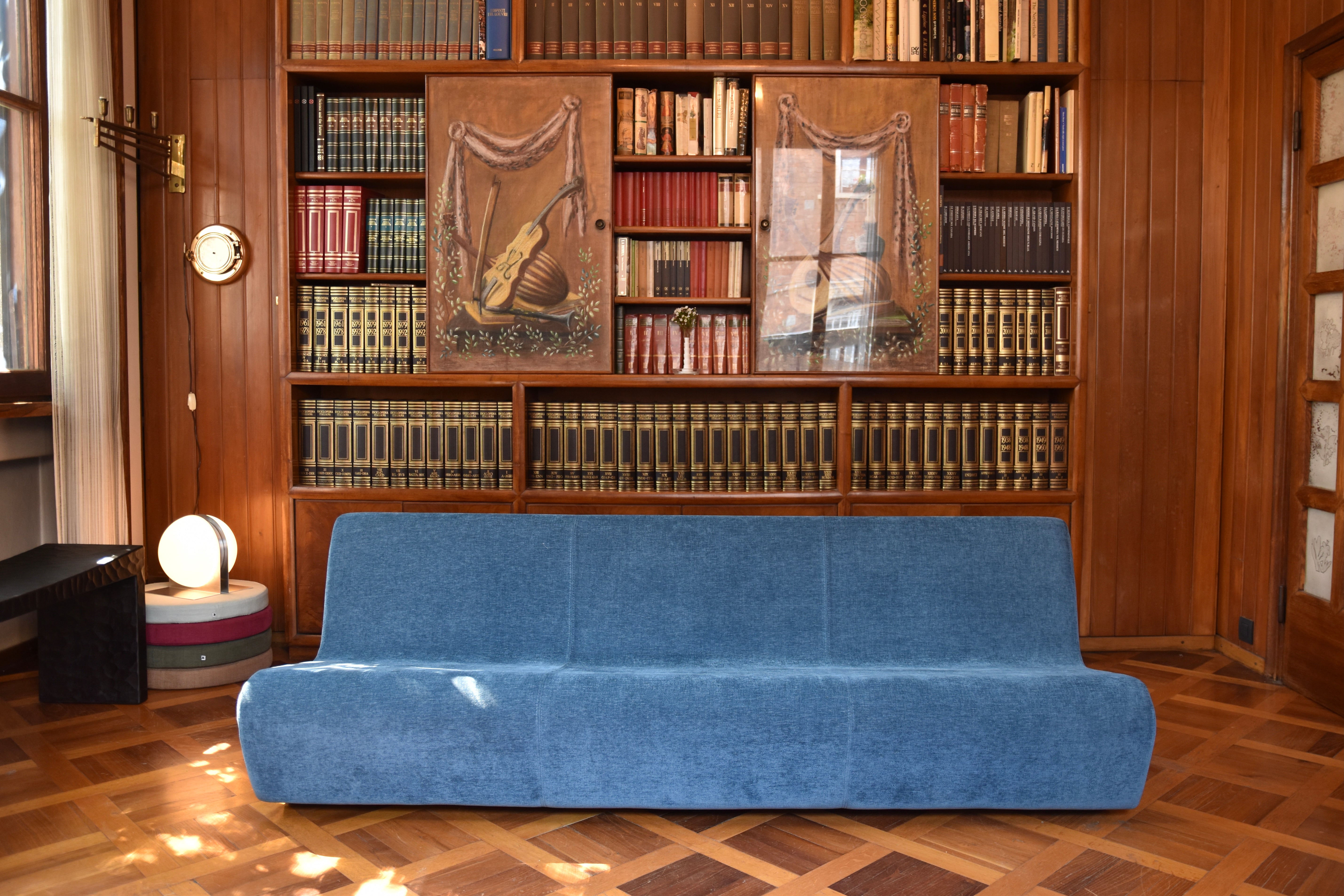 Dialogue Sofa, 1967