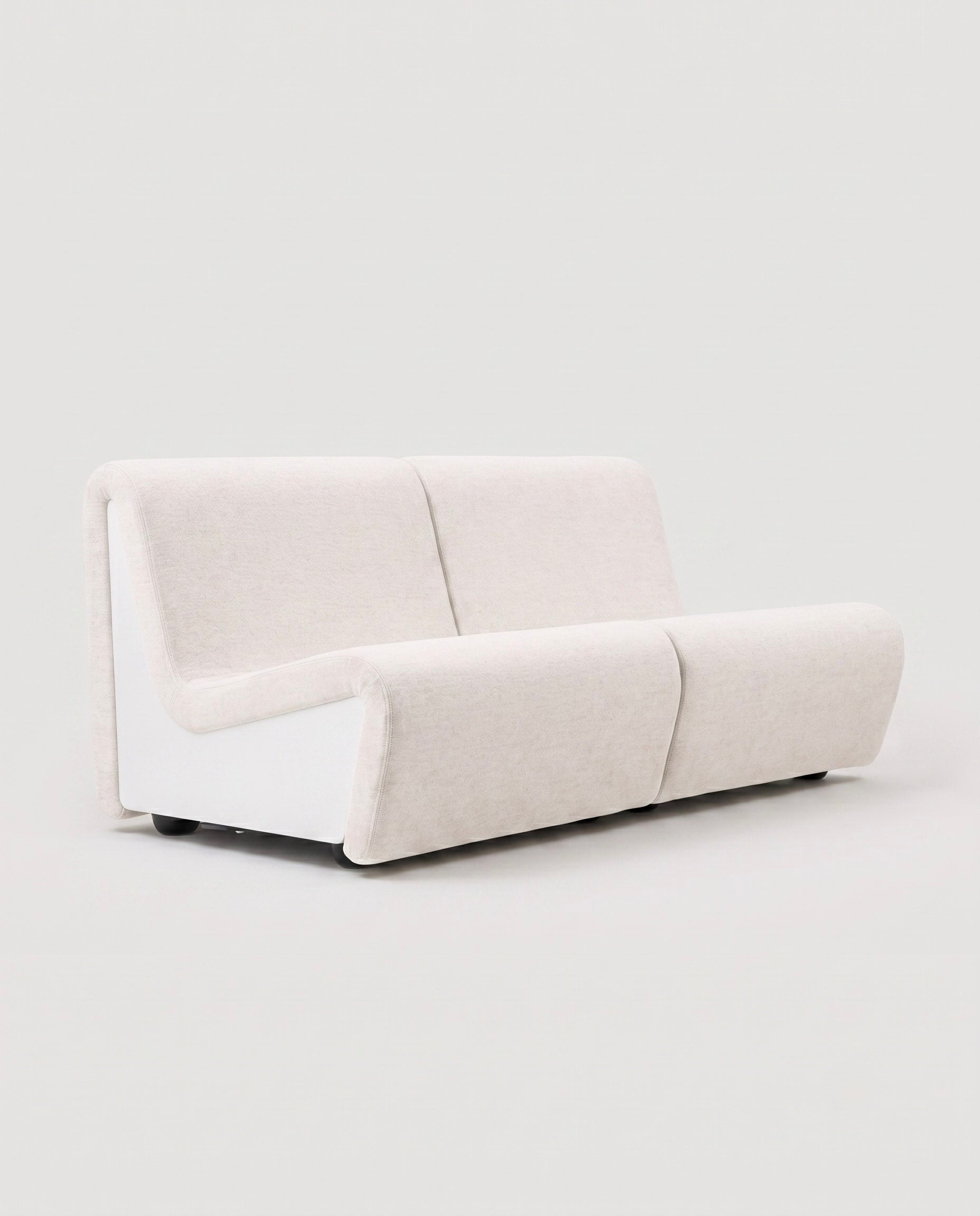 Dialogue 2-seat sofa in Snow white fabric and white lacquered wood side panels