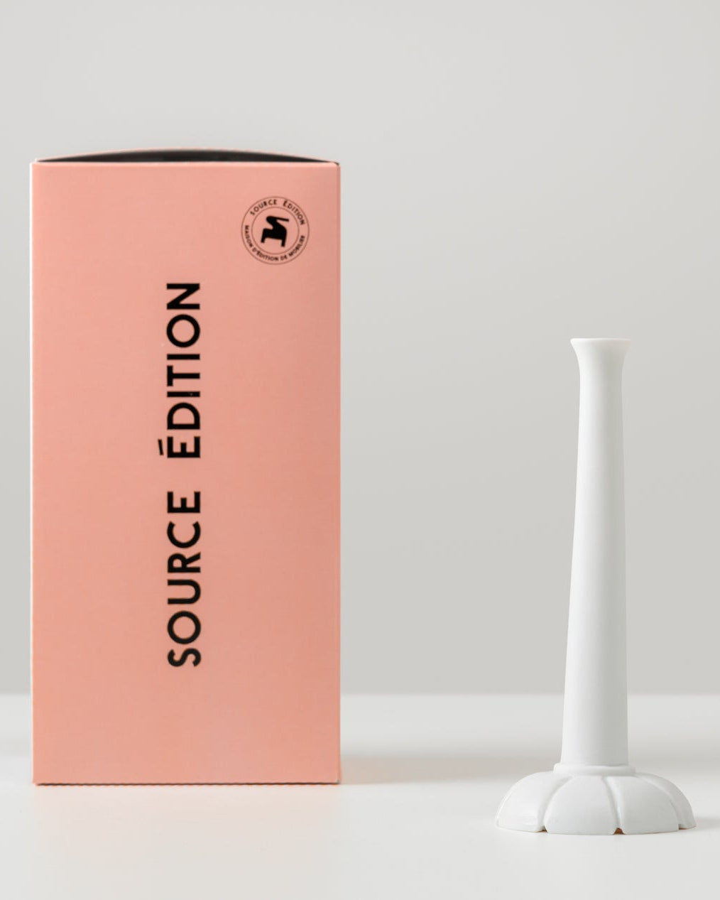 Miniflore No.2, unglazed porcelain minimalist vase with original presentation box