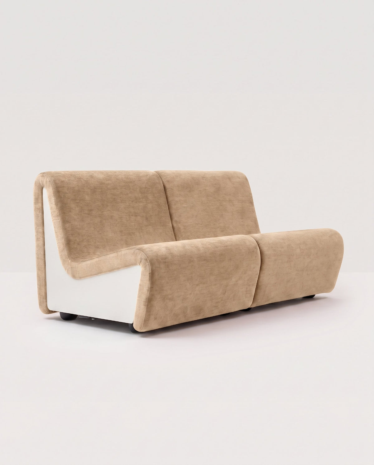Dialogue 2-seat sofa in linen fabric and white lacquered wood side panels