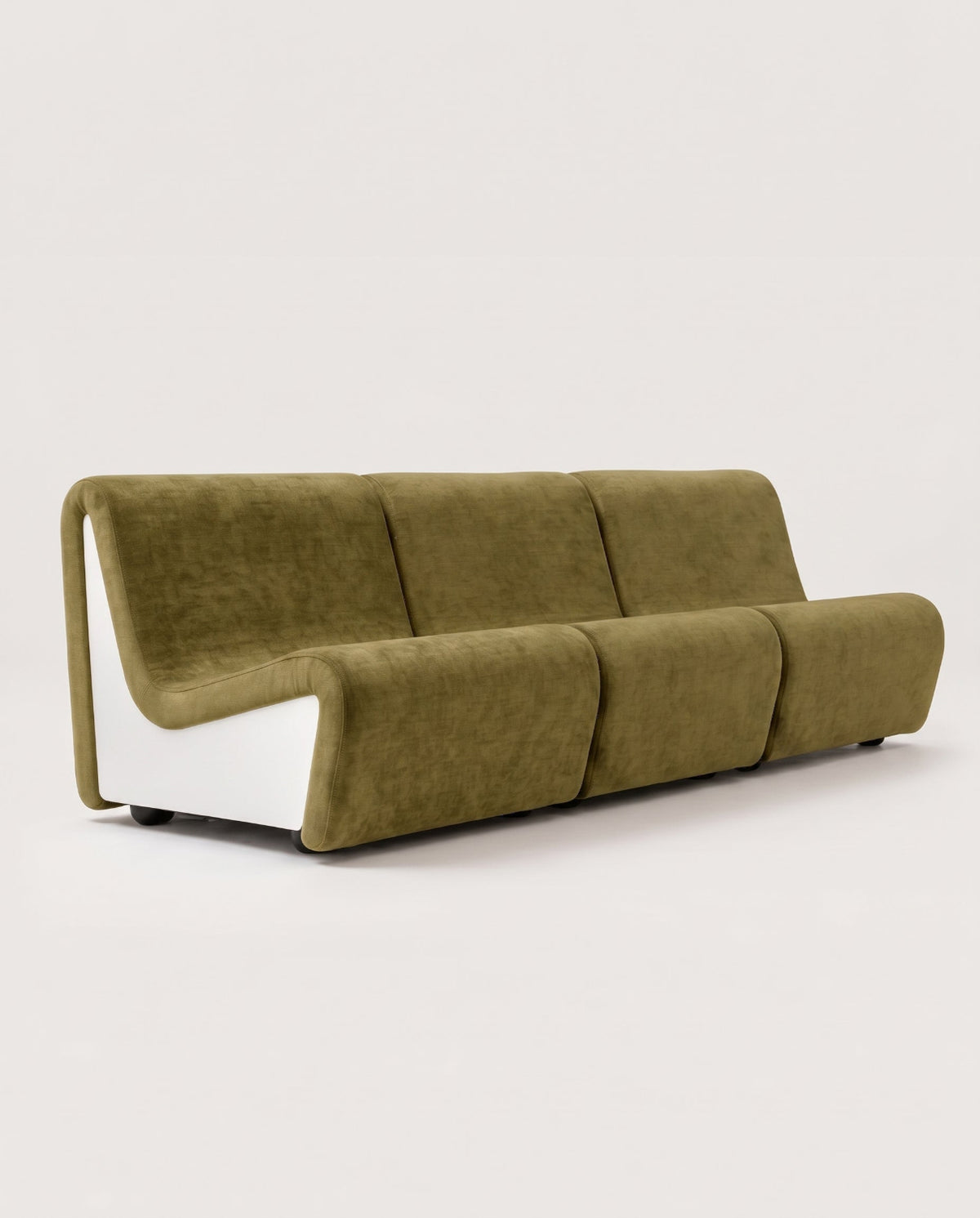 Dialogue 3-seat sofa in green fabric and white lacquered wood side panels
