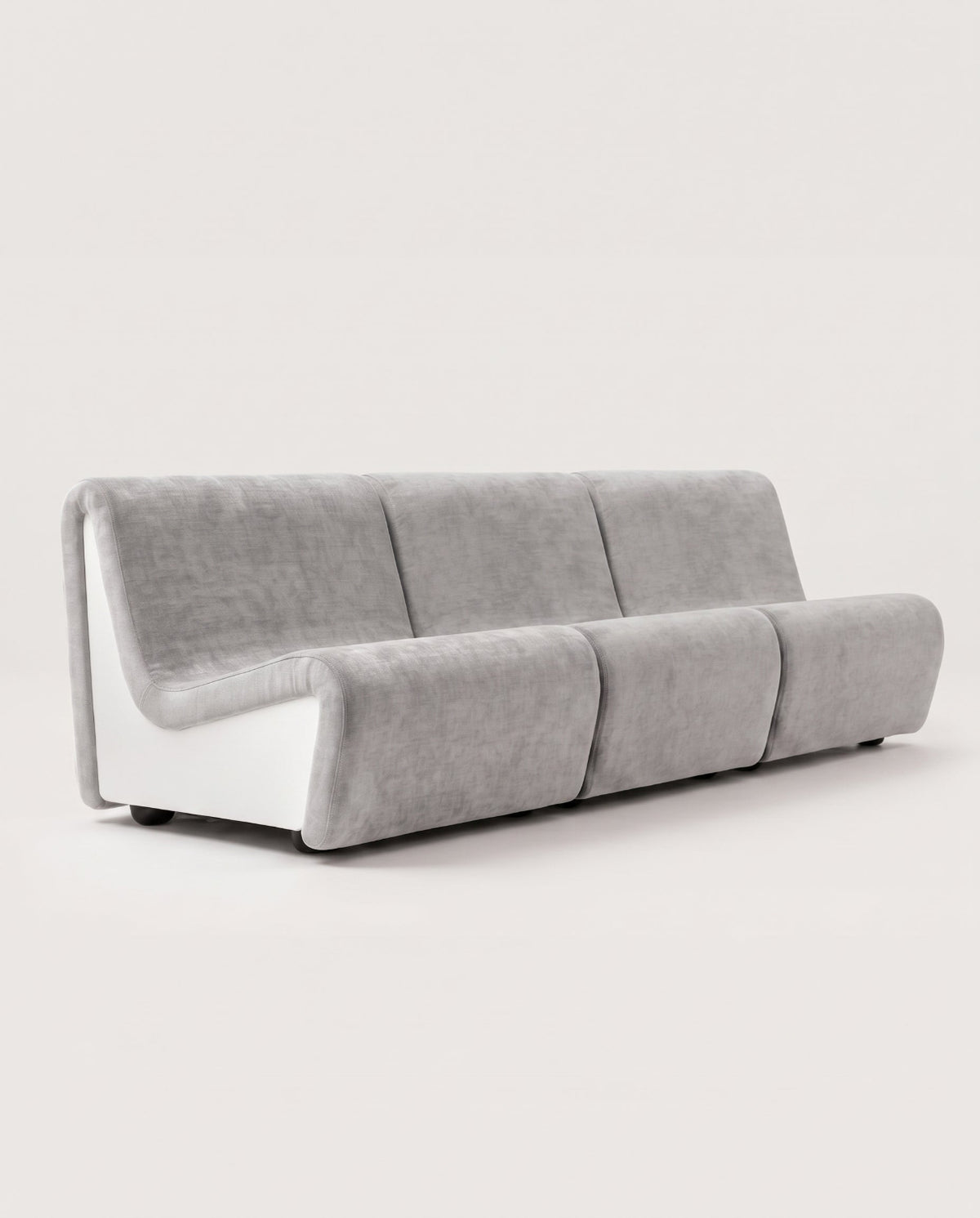 Dialogue 3-seat sofa in aluminum fabric and white lacquered wood side panels
