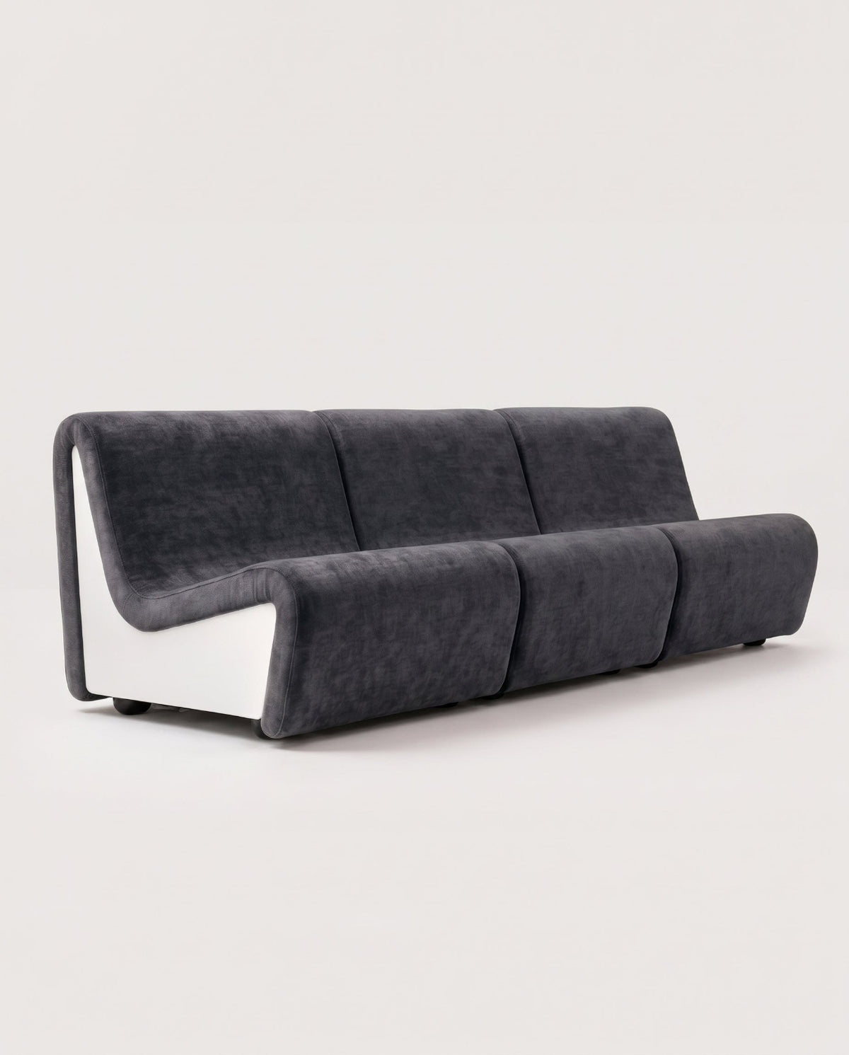 Dialogue 3-seat sofa in anthracite fabric and white lacquered wood side panels