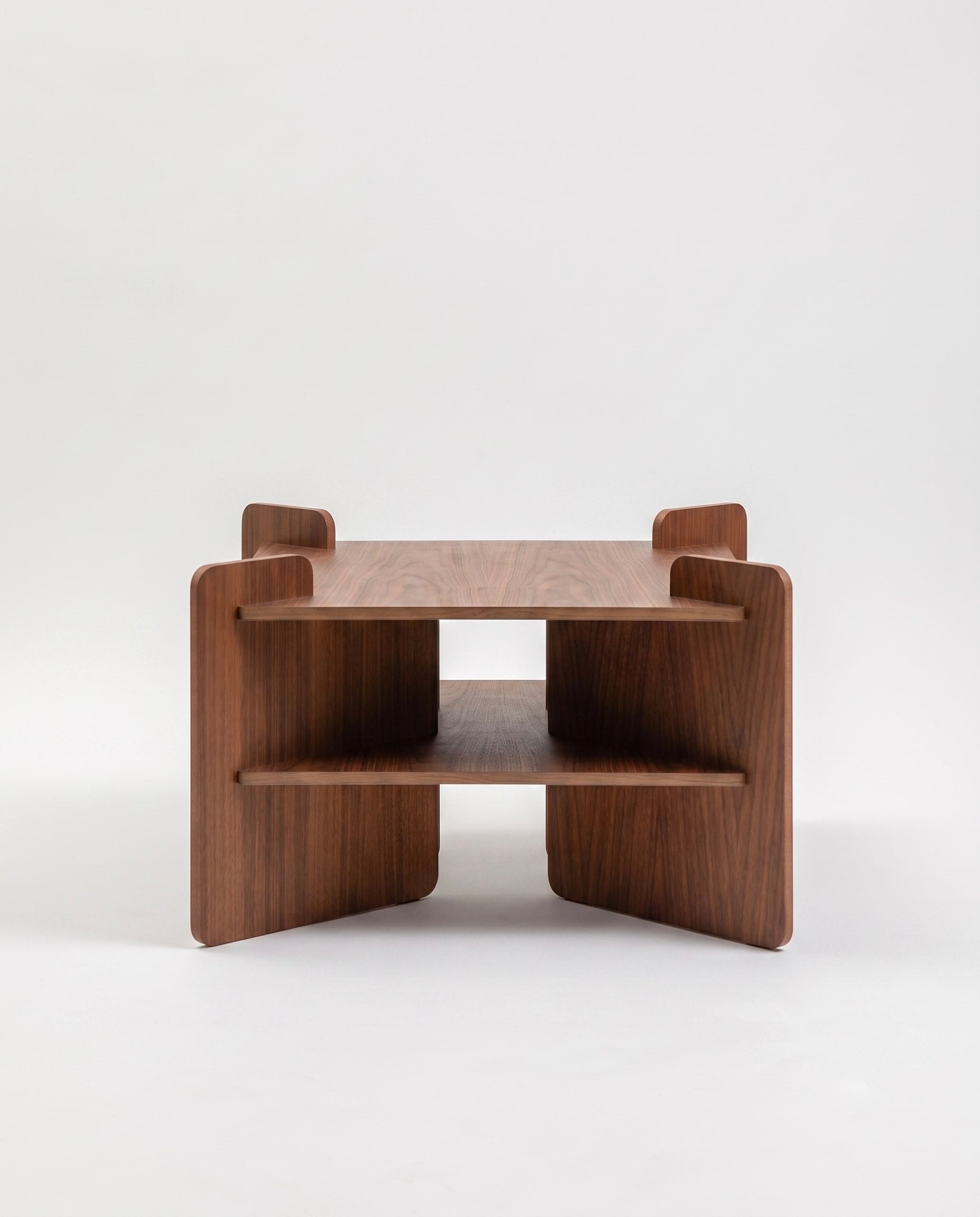 TU-TU side table, walnut veneer, front view